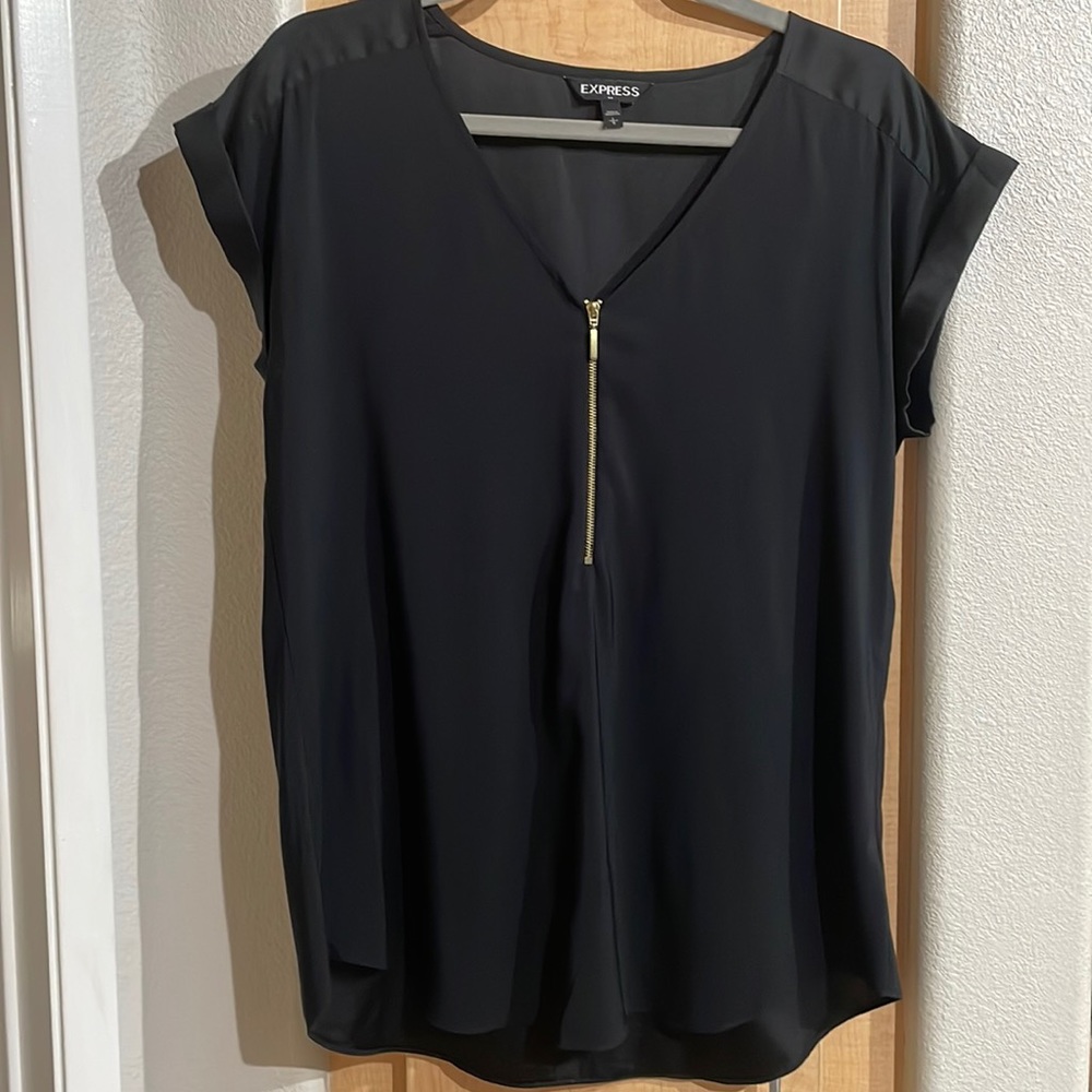 Express Tee